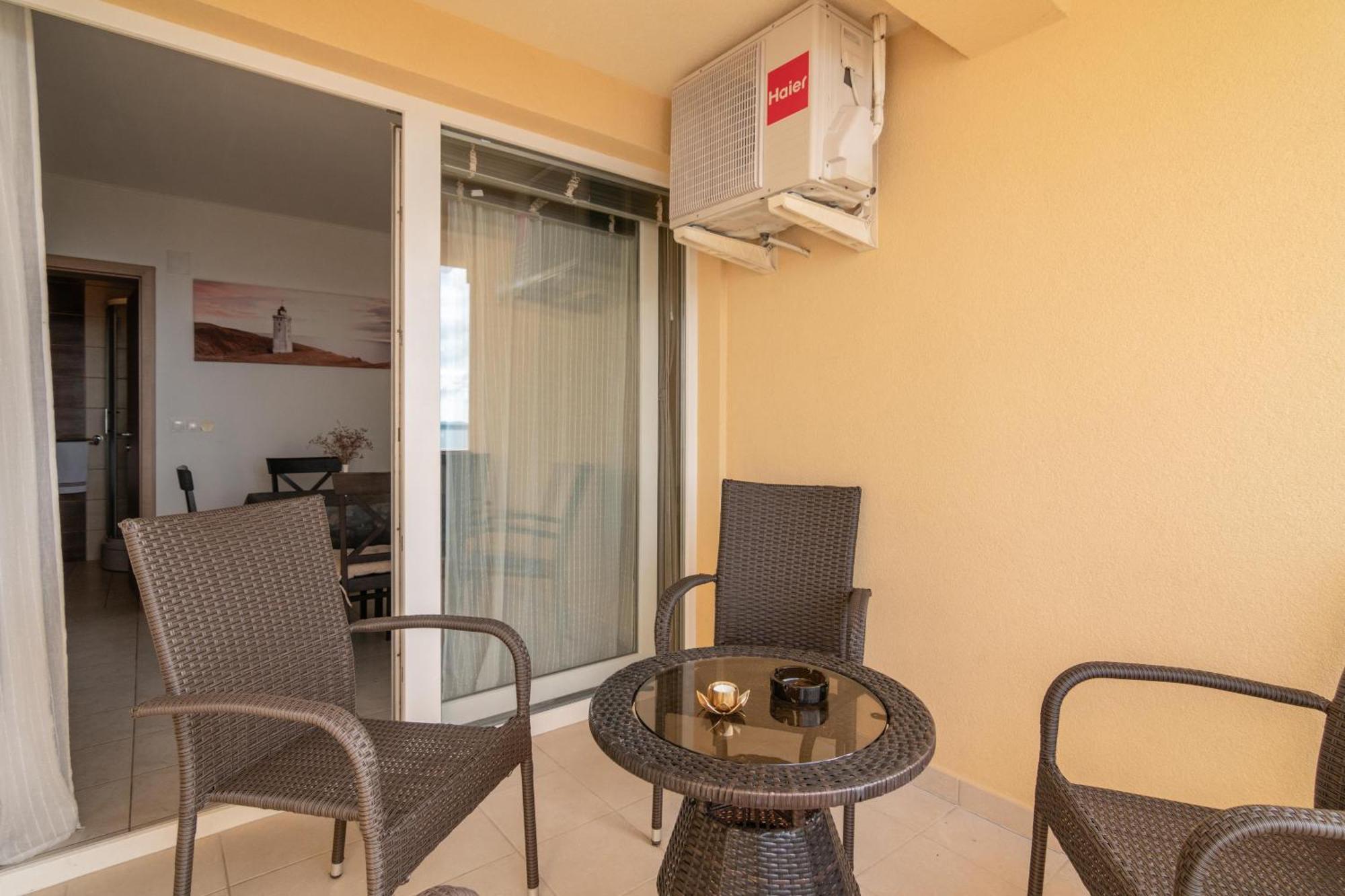 Apartments With A Parking Space Mandre, Pag - 18748 Kolan Exterior foto