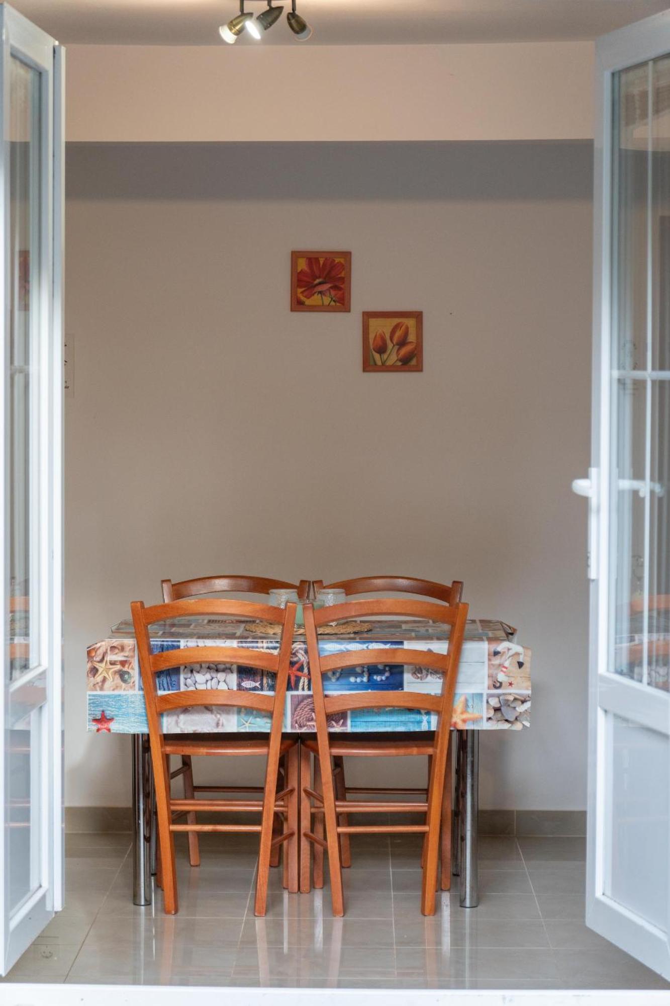 Apartments With A Parking Space Mandre, Pag - 18748 Kolan Quarto foto